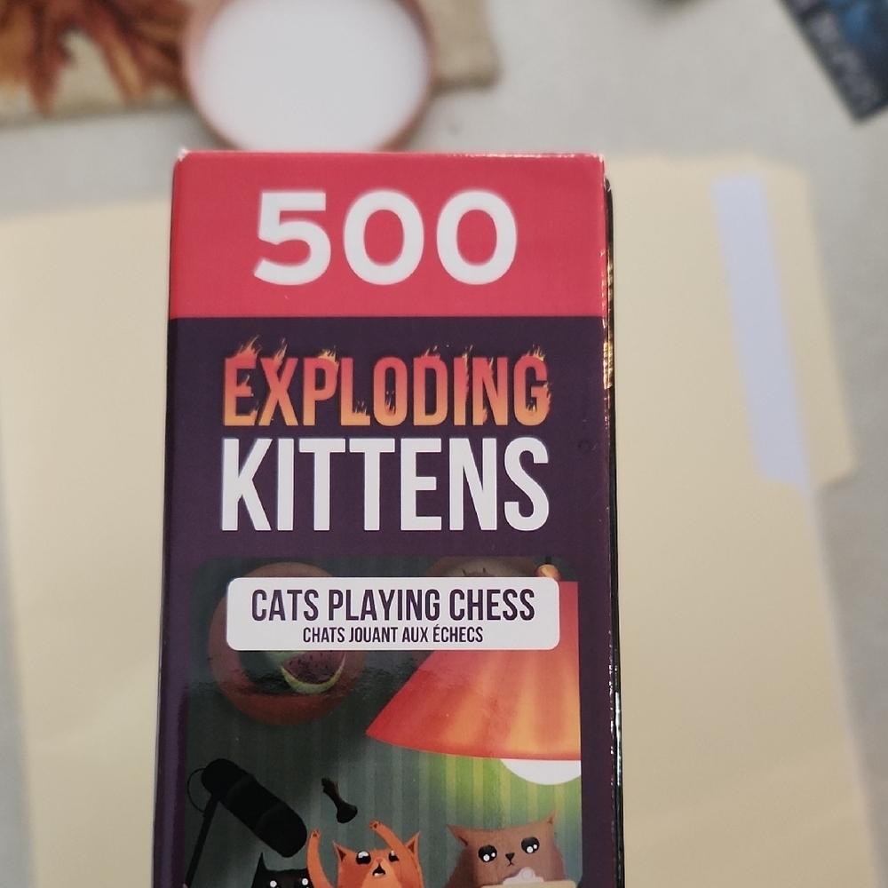 Exploding Kittens Cats Playing Chess Puzzle - Picture 2 of 3